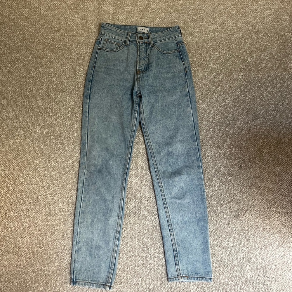 Lioness mom jeans